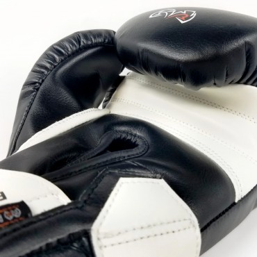 Boxing gloves Rival Super RS2V - black