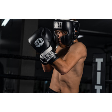 Boxing headgear TITLE Boxing - black
